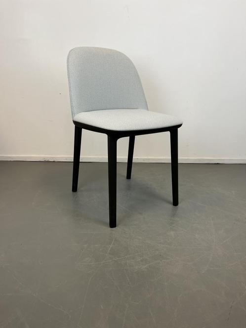 3 Vitra Soft Shell Ice Blue   Ronan & Erwan Bouroullec, Huis en Inrichting, Stoelen, Nieuw, Eén, Kunststof, Stof, Grijs, Ophalen of Verzenden
