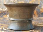 Zware antieke bronzen vijzel uit Engeland 11,8 cm. 18de eeuw, Antiek en Kunst, Ophalen of Verzenden, Brons