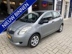 Toyota Yaris 1.3 VVTi Terra 1 EIGENAAR/54000KM NAP, Auto's, Origineel Nederlands, Te koop, Zilver of Grijs, 5 stoelen