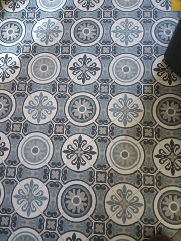 Vinyl 3 x 1,50 beschikbaar voor biedingen
