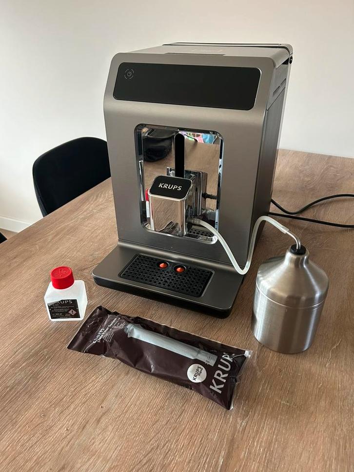 Krups Evidence EA89 volautomaat koffiemachine volautomatisch, Witgoed en Apparatuur, Koffiezetapparaten, Zo goed als nieuw, Koffiebonen