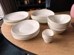 Ikea compleet servies SKYN 28 delig, Antiek en Kunst, Antiek | Servies compleet, Ophalen