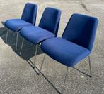 3x Kartell stoel, blauwe stoffen hoes, chromen frame, Huis en Inrichting, Stoelen, Ophalen, Gebruikt, Drie, Blauw