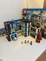 Lego set 60141 politiebureau, Ophalen