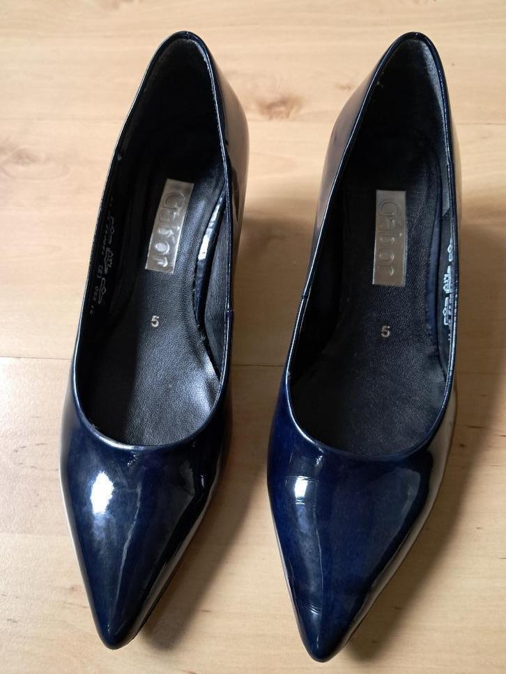Blauwe lak Gabor pump maat 5, Kleding | Dames, Schoenen, Zo goed als nieuw, Pumps, Blauw, Ophalen of Verzenden