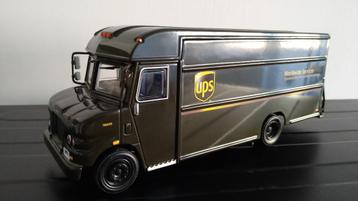 Miniatuur: 2003 UPS Bestelbus 1:32 Zeldzaam uit de USA beschikbaar voor biedingen
