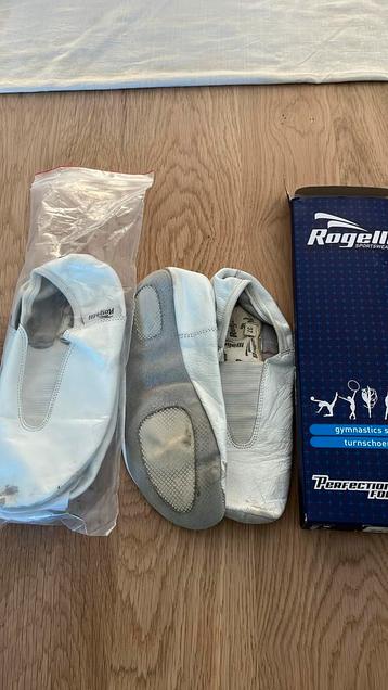 Turnschoenen gymnastiek rogelli maat 36 en 37 beschikbaar voor biedingen
