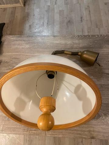 Vintage Plafondlamp met Houten Rand beschikbaar voor biedingen