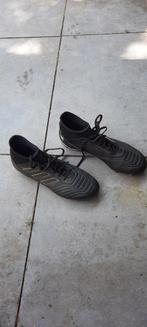 Adidas predator voetbalschoenen maat 42,5, Sport en Fitness, Voetbal, Ophalen of Verzenden, Gebruikt, Schoenen