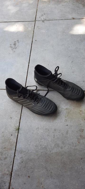Adidas predator voetbalschoenen maat 42,5 beschikbaar voor biedingen
