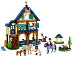 LEGO Friends - 41683 Paardrijbasis in het bos, Nieuw, Complete set, Ophalen of Verzenden, Lego