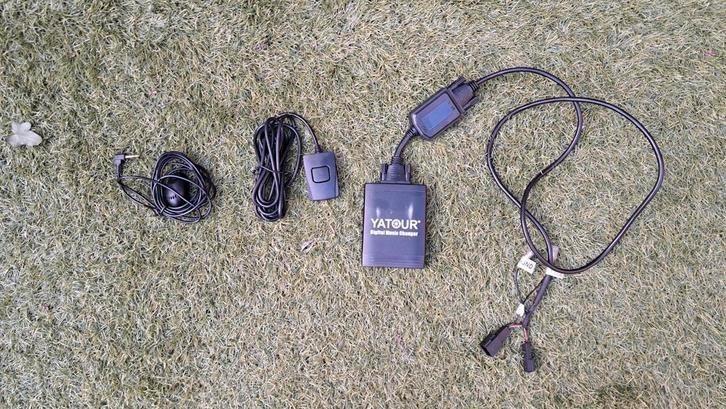 BMW Z4 E85 E86 Bluetooth carkit & streaming module Yatour, Auto-onderdelen, Elektronica en Kabels, BMW, Gebruikt, Ophalen of Verzenden