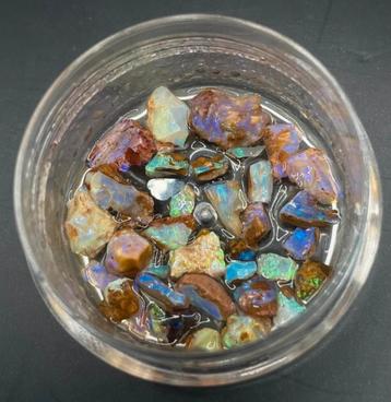 Partij opalen Australië opaal edelsteen mineraal natuursteen beschikbaar voor biedingen