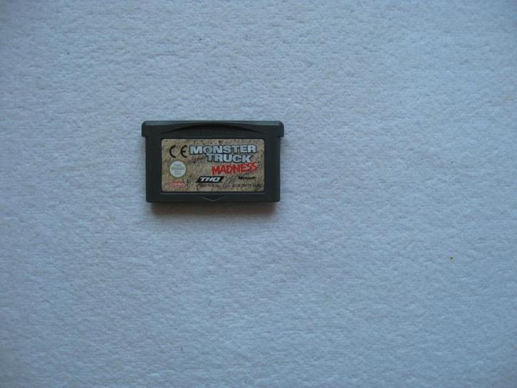 voor Gameboy Advance (EUR) MONSTER TRUCK Madness, Spelcomputers en Games, Games | Nintendo Game Boy, Gebruikt, Racen en Vliegen