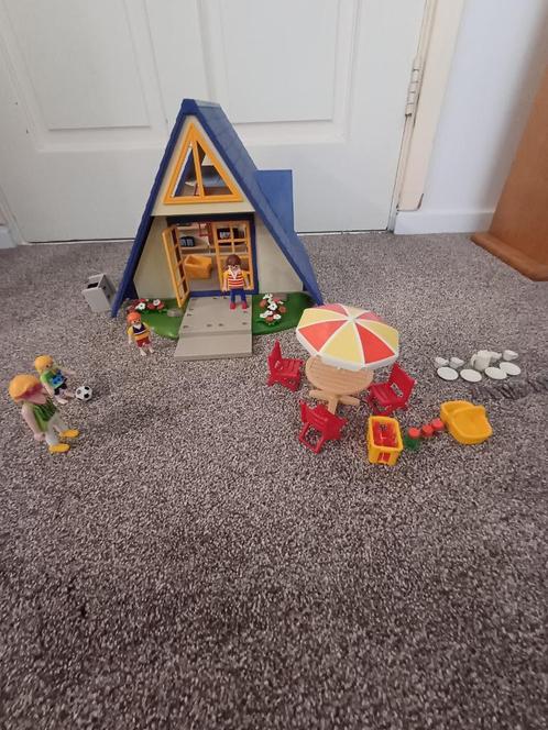 Playmobil vakantiehuis (3230) + Badkamer (3969) + Stapelbed, Kinderen en Baby's, Speelgoed | Playmobil, Zo goed als nieuw, Complete set