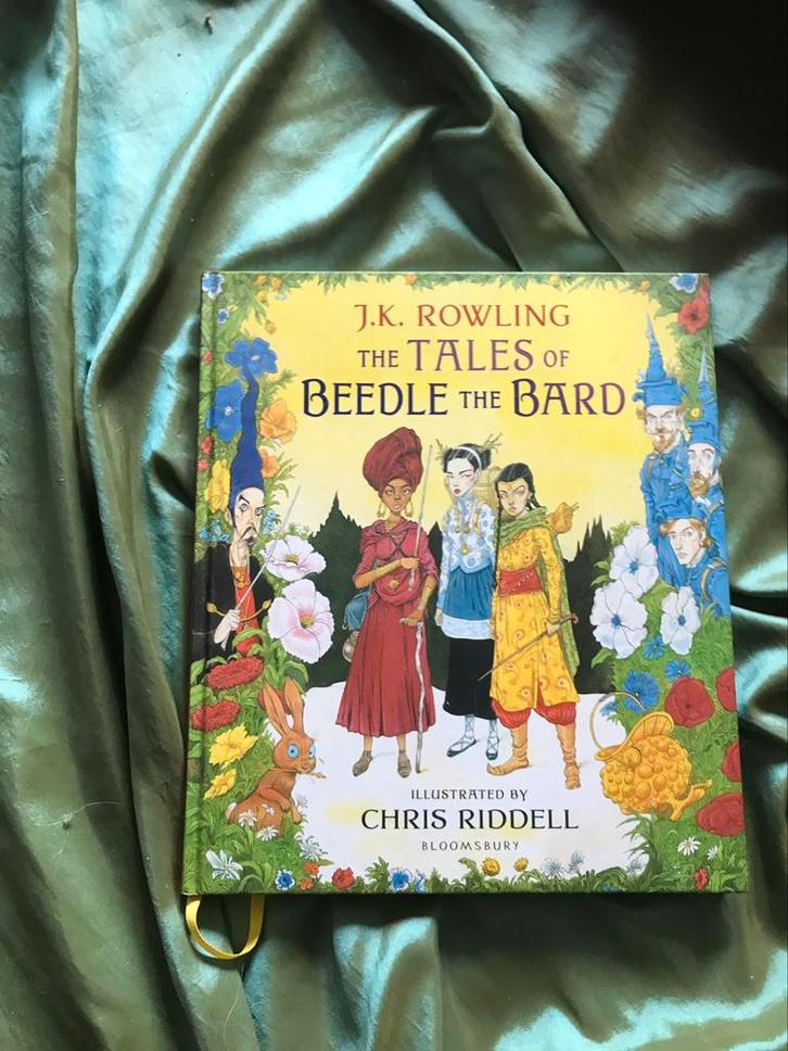 Harry potter The tales of beedle The bard, Verzamelen, Harry Potter, Zo goed als nieuw, Ophalen of Verzenden