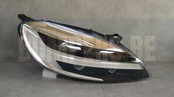 Koplamp VOLVO V40 2 II Facelift VOLLEDIG LED 16-19 RH Rechts beschikbaar voor biedingen