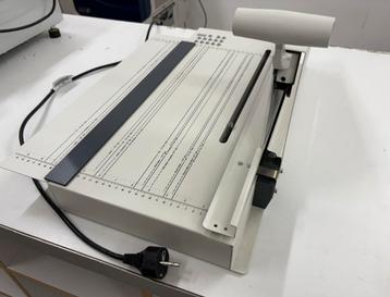 Tab machine Onglematic 5P+ - bieden vanaf € 450.= beschikbaar voor biedingen