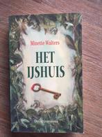 Te koop: het ijshuis - minette walters.  Detectiveroman., Ophalen of Verzenden, Zo goed als nieuw, Nederland