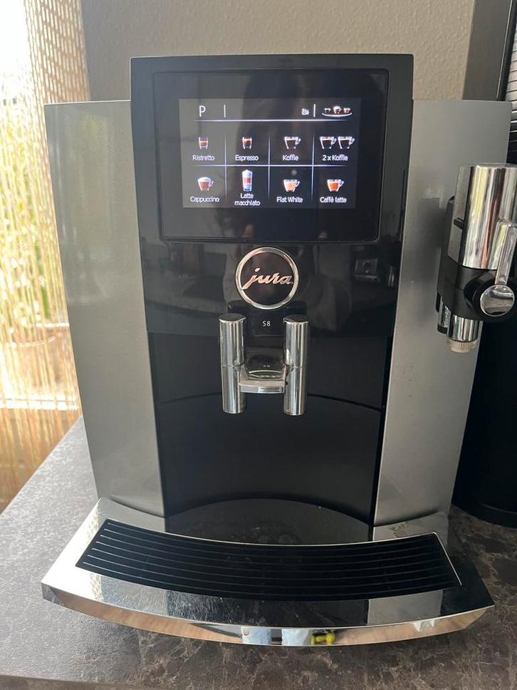 Jura S8 koffiemachine, Witgoed en Apparatuur, Koffiezetapparaten, Gebruikt, Gemalen koffie, Koffiebonen, Koffiemachine, 10 kopjes of meer