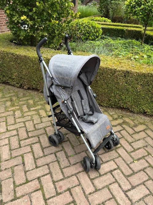 Qute buggy - licht en compact, Kinderen en Baby's, Buggy's, Gebruikt, Overige merken, Verstelbare rugleuning, Zonnekap, Ophalen