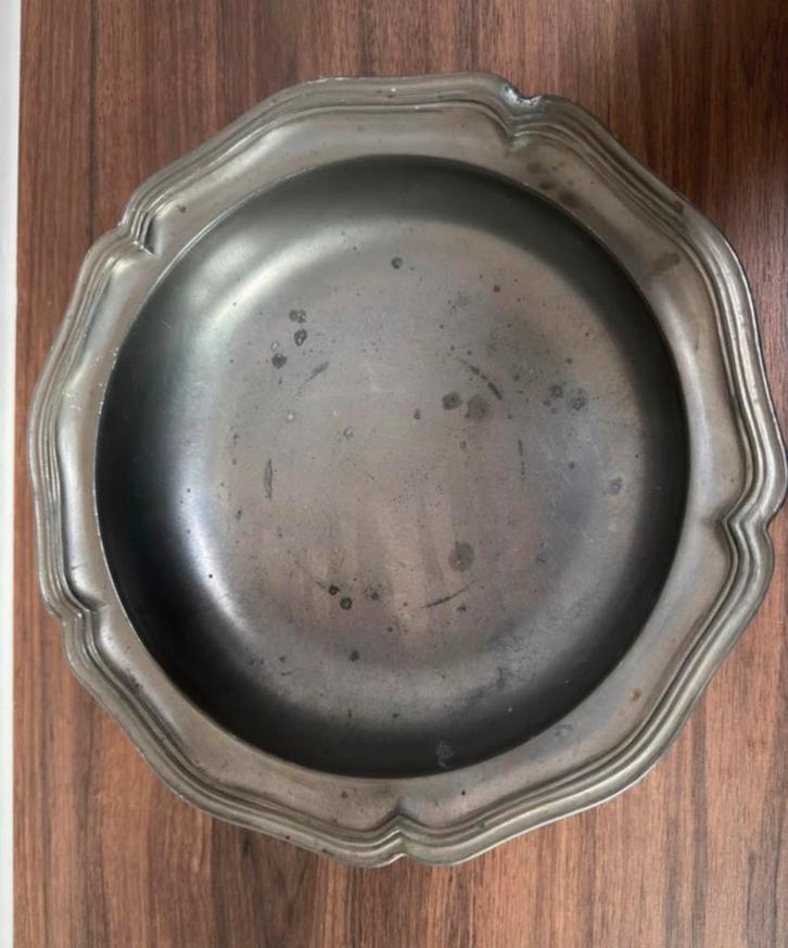 #schaal #pootjes #1514 #gram #tin #fruitschaal, Antiek en Kunst, Antiek | Tin, Ophalen of Verzenden