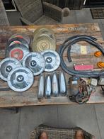 VOLVO AMAZON div onderdelen wieldoppen kofferbak rubber, Auto-onderdelen, Ophalen of Verzenden, Nieuw, Volvo