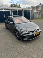 Volkswagen Golf 1.5 TSI R-line 150pk 7-DSG 2018 Grijs, Auto's, Volkswagen, 65 €/maand, 1498 cc, 4 cilinders, Lichtsensor