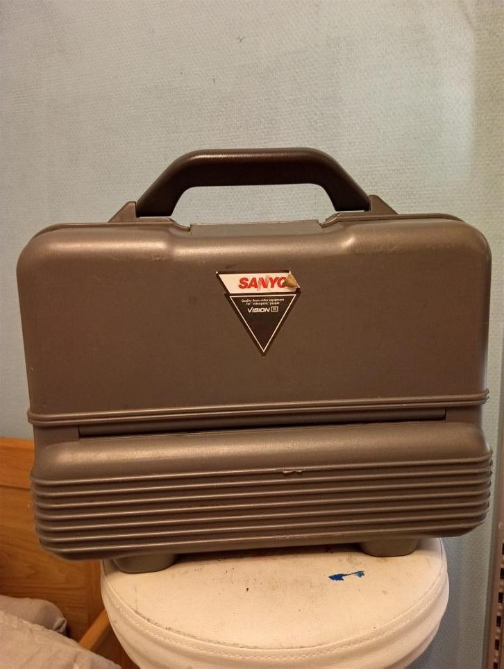 Vintage Sanyo VM-D1P Camcorder Set – Compleet & Uniek, Audio, Tv en Foto, Videocamera's Digitaal, Gebruikt, Camera, Overige soorten