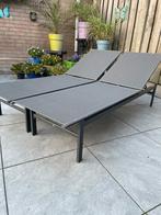 2 ligbedden met verstelbaar hoofdeind., Tuin en Terras, Ligbedden, Ophalen, Zo goed als nieuw