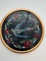 Vintage borduurwerk met zwaluw, Ophalen of Verzenden, Gebruikt