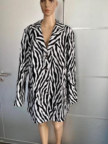 J196 Nieuw: Mona Lisa maat 52=XXL jasje blazer colbert wit beschikbaar voor biedingen