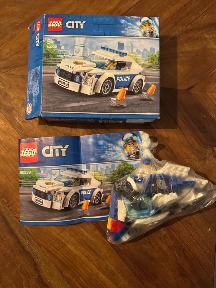 LEGO City Politiepatrouille Auto - 60239, Kinderen en Baby's, Speelgoed | Duplo en Lego, Zo goed als nieuw, Lego, Complete set