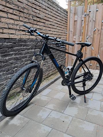 Tekoop cube mountainbike  beschikbaar voor biedingen