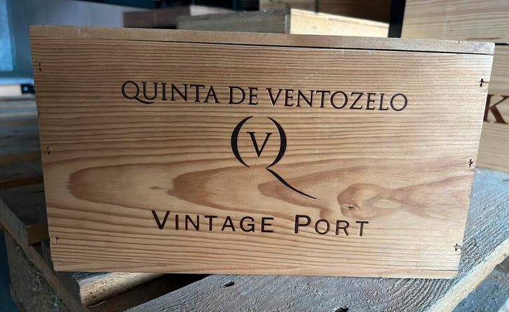 1 kist (OWC) Quinta de Ventozelo 2003 Vintage Port, Verzamelen, Wijnen, Zo goed als nieuw, Port, Overige gebieden, Vol, Ophalen of Verzenden