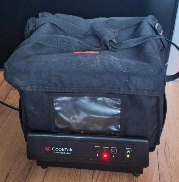 CookTek Therma Cube Delivery System compleet, Witgoed en Apparatuur, Ovens, Gebruikt, Vrijstaand, Oven, Minder dan 45 cm, 60 cm of meer