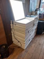 73 oktalite led panelen, Ophalen