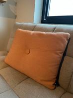 Hay Kussen Dot Oranje 60x45 cm, Huis en Inrichting, Woonaccessoires | Kussens, Ophalen, Gebruikt, Oranje, Rechthoekig