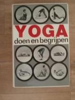 Yoga doen en begrijpen - André Van Lysebeth, Boeken, Esoterie en Spiritualiteit, Gelezen, Instructieboek, Verzenden, Overige onderwerpen