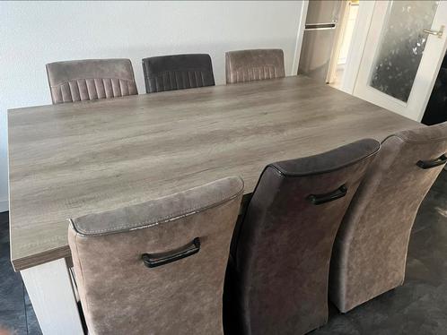 Eettafel te koop met bijpassende stoelen, Huis en Inrichting, Complete eetkamers, Zo goed als nieuw, Ophalen