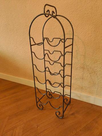 Wijnrek beschikbaar voor biedingen