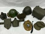 Leger militair uitrusting helm bidon diversen origineel, Nederland, Ophalen of Verzenden, Helm of Baret, Landmacht
