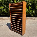 Vintage Jaren 60 Vakkenkast, Brievenkast uit Klooster, Hoog, Ophalen, Met plank(en), Gebruikt, 100 tot 150 cm