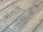 Te koop: 8x Keramische Woodlook tegels Ronco Oak 40x120x30cm, Tuin en Terras, Tegels en Klinkers, Ophalen, Keramiek, Nieuw, Minder dan 5 m²