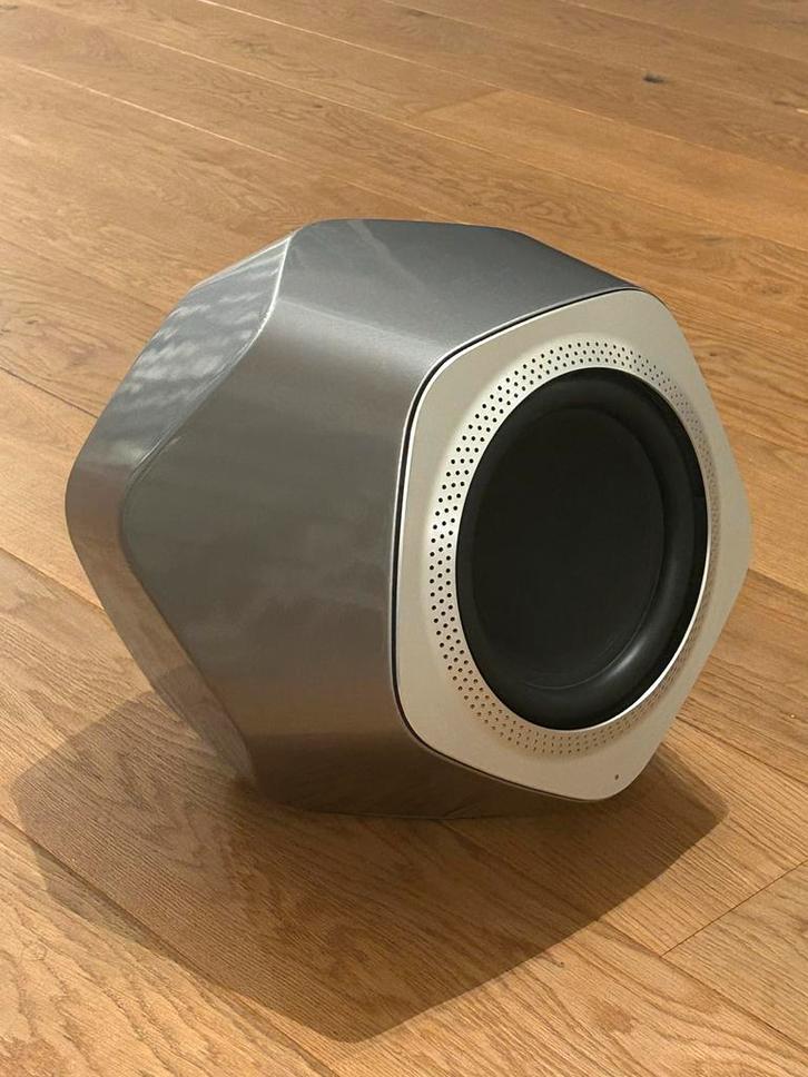 Bang & Olufsen Beolab 19 Subwoofer, Audio, Tv en Foto, Luidsprekers, Zo goed als nieuw, Subwoofer, 120 watt of meer, Overige merken