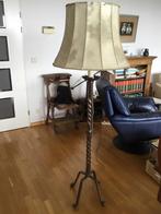 Vloerlamp smeetijzer, Ophalen, Zo goed als nieuw