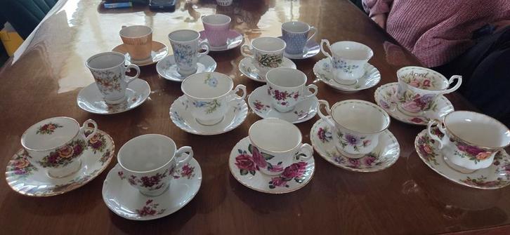 Vintage Kop en Schotel Set - Verschillende Merken, Antiek en Kunst, Antiek | Servies compleet, Ophalen of Verzenden