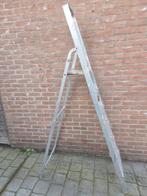 Huishoudtrap - 5 Treden, Doe-het-zelf en Verbouw, Ophalen of Verzenden, Gebruikt, Minder dan 2 meter