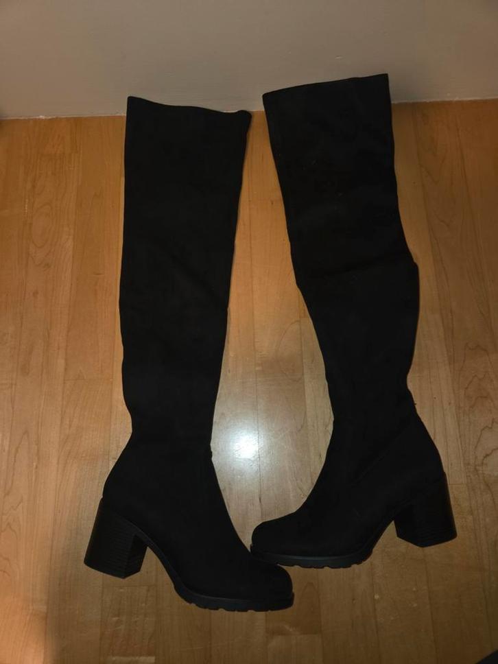 Overknee laarzen, Kleding | Dames, Schoenen, Zo goed als nieuw, Hoge laarzen, Zwart, Ophalen of Verzenden