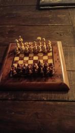 Handgemaakt houten schaakbord, Hobby en Vrije tijd, Gezelschapsspellen | Bordspellen, Ophalen of Verzenden, Nieuw